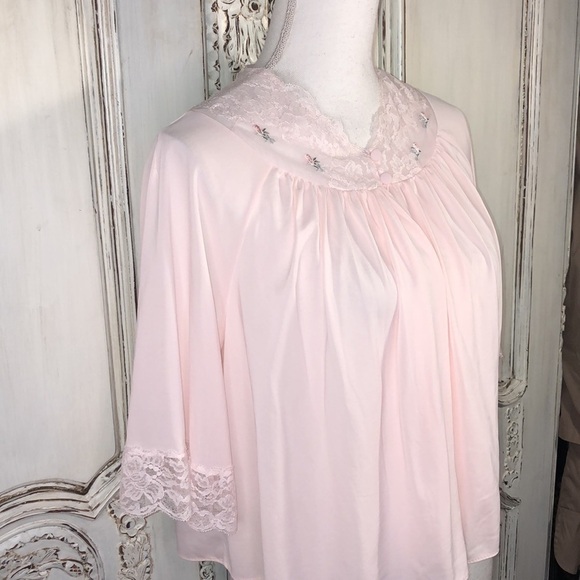 Shadow Line VINTAGE Soft Pink Lace and Embroidery Crop Sleeve Bed Jacket Size S - Picture 2 of 11
